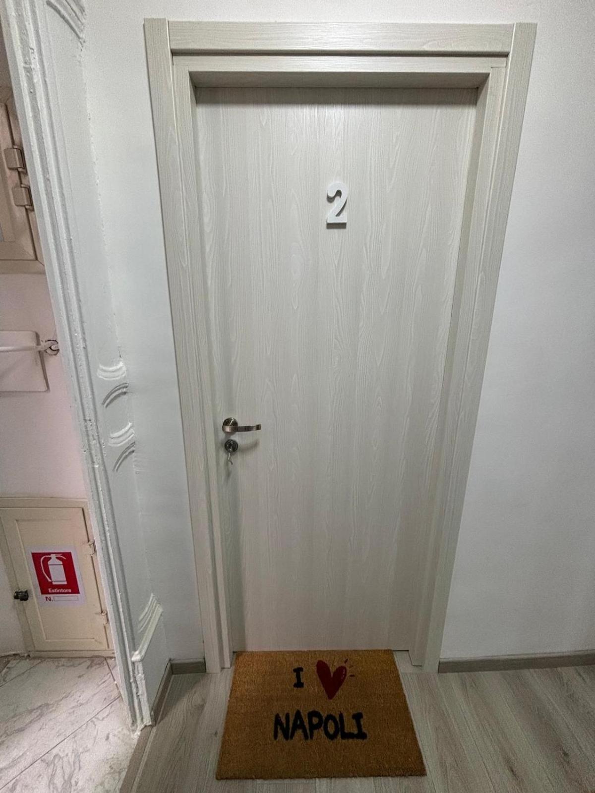 Na City Rooms Napels Buitenkant foto