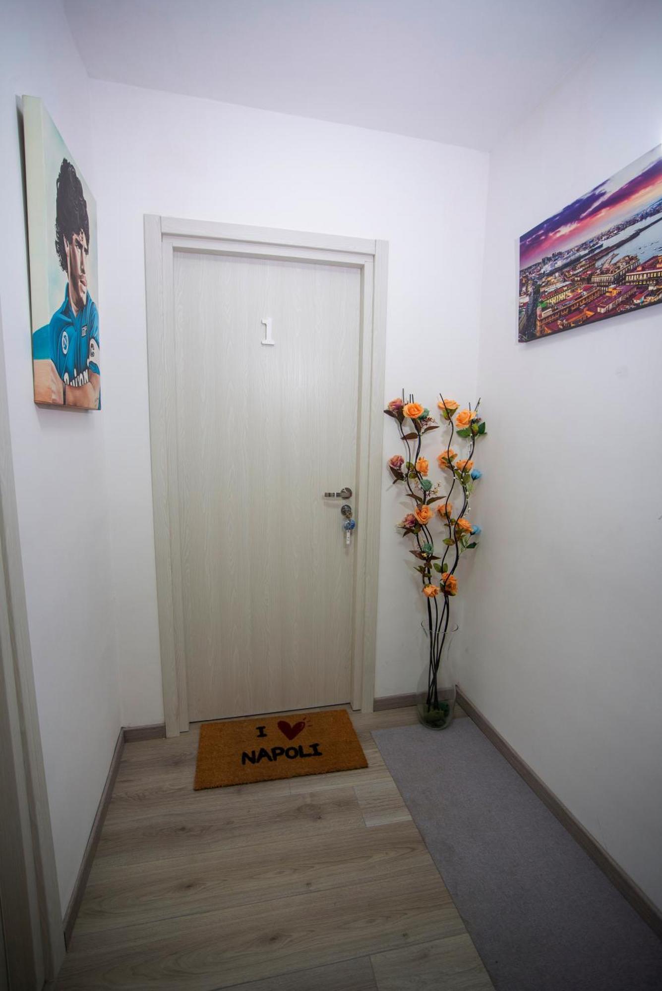 Na City Rooms Napels Buitenkant foto
