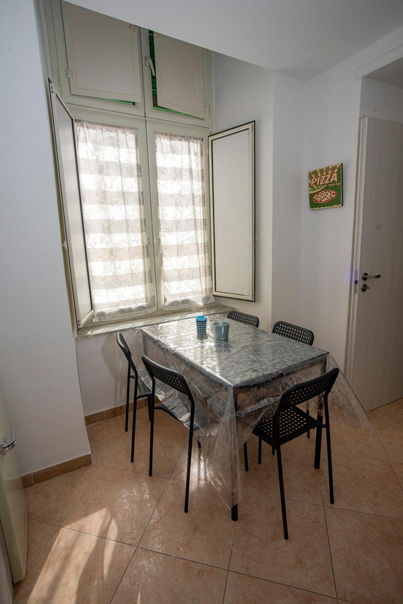 Na City Rooms Napels Buitenkant foto