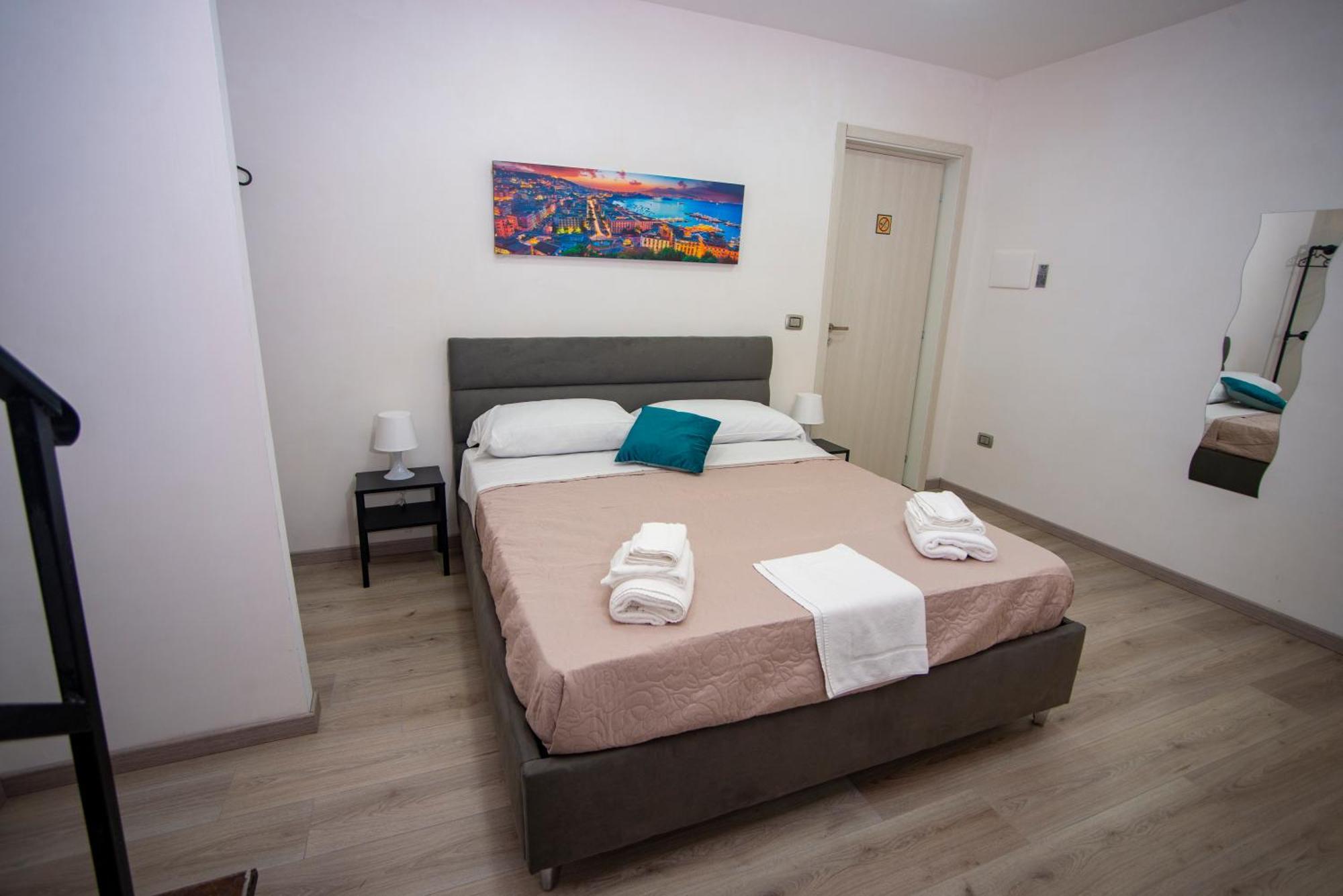 Na City Rooms Napels Buitenkant foto