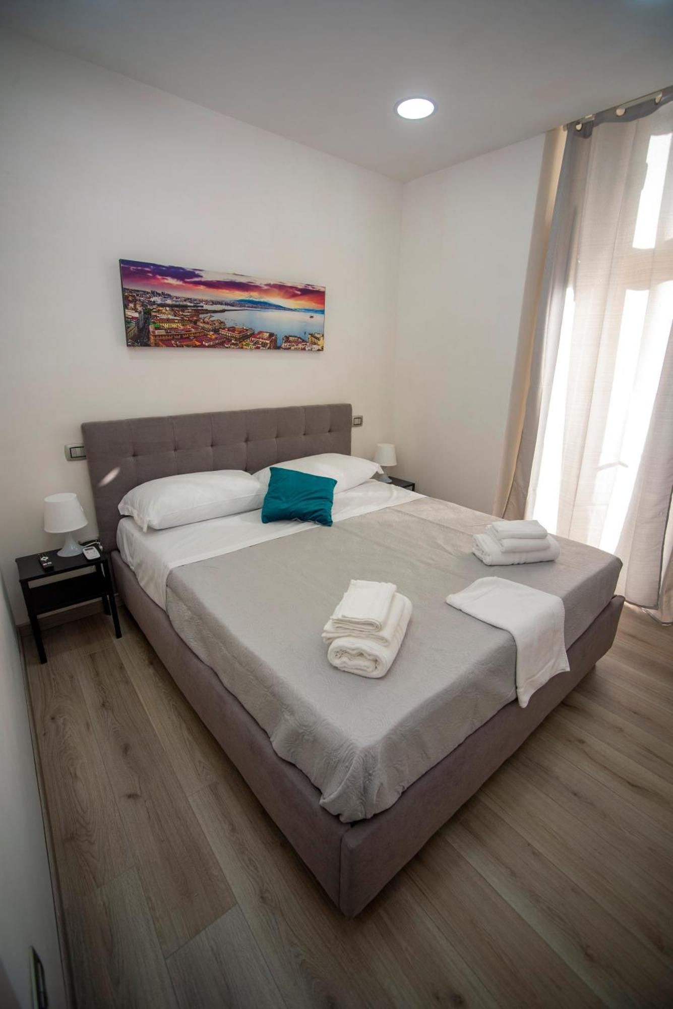 Na City Rooms Napels Buitenkant foto