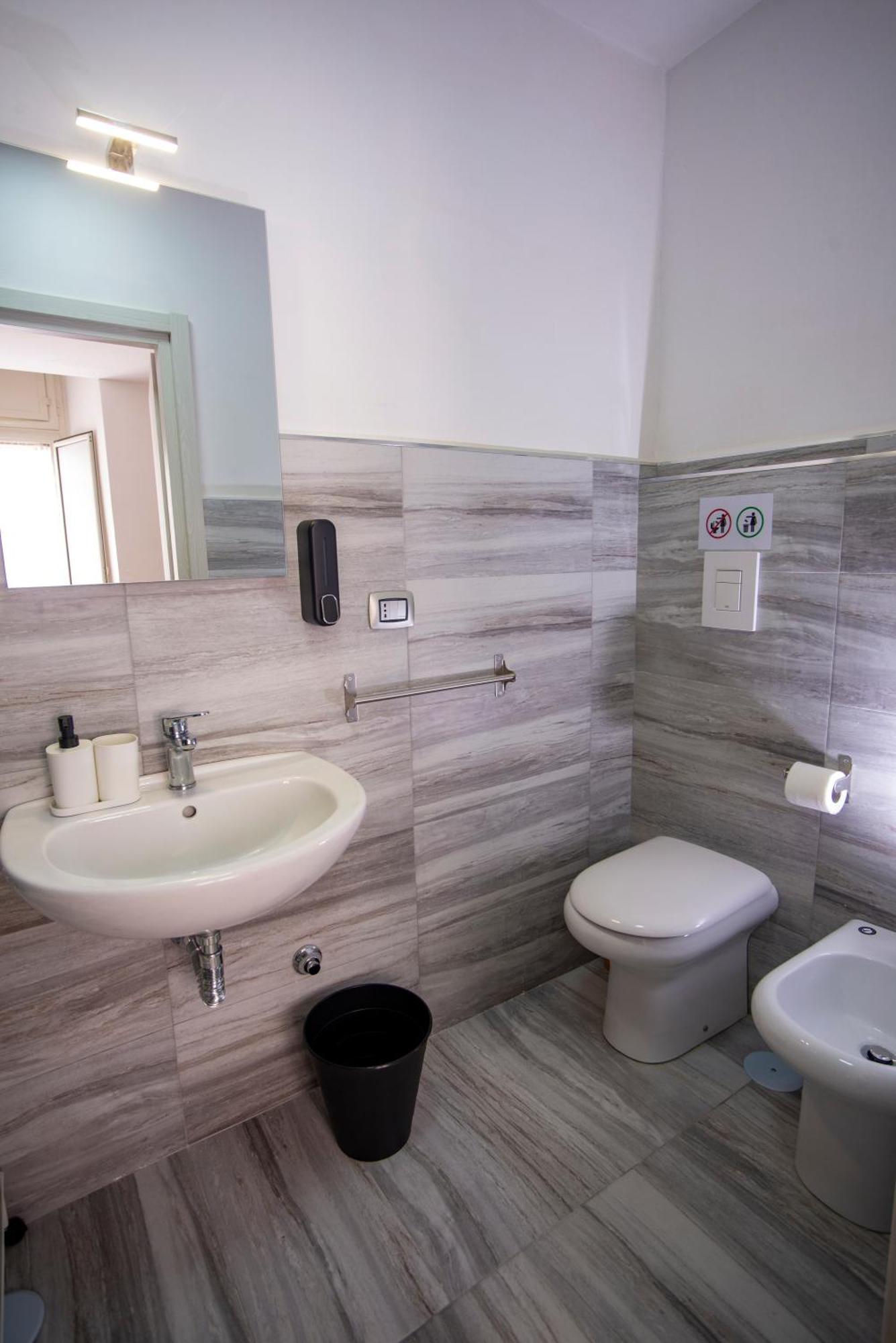 Na City Rooms Napels Buitenkant foto