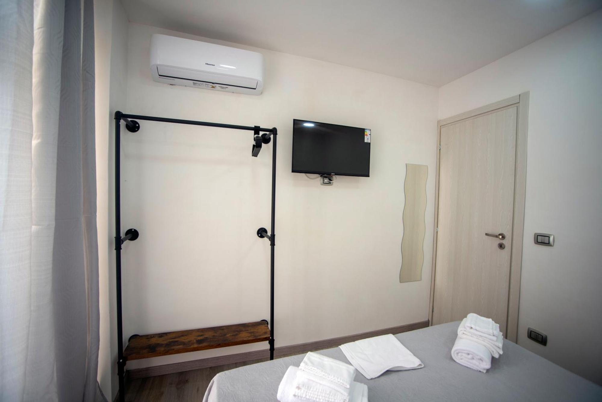 Na City Rooms Napels Buitenkant foto