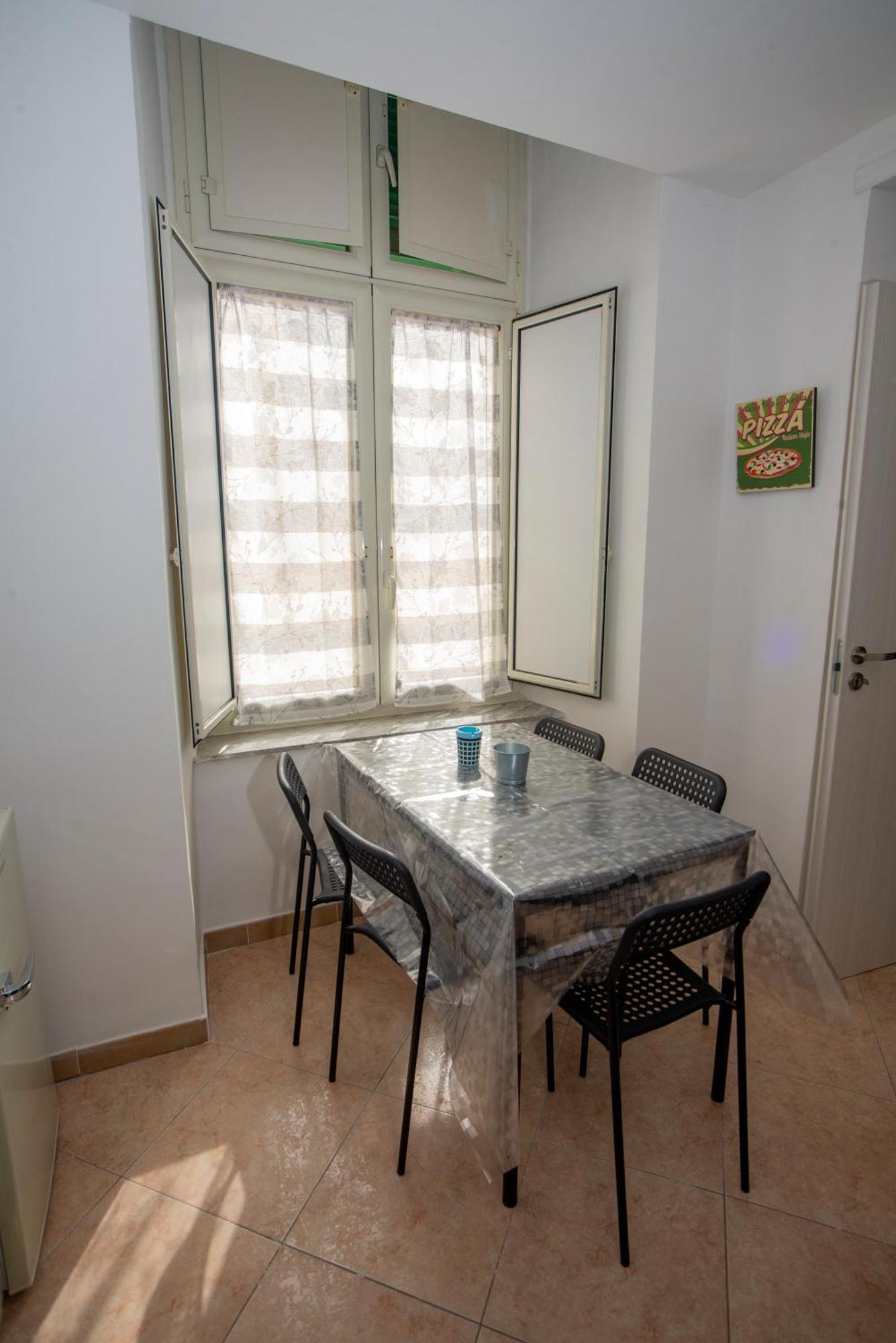 Na City Rooms Napels Buitenkant foto