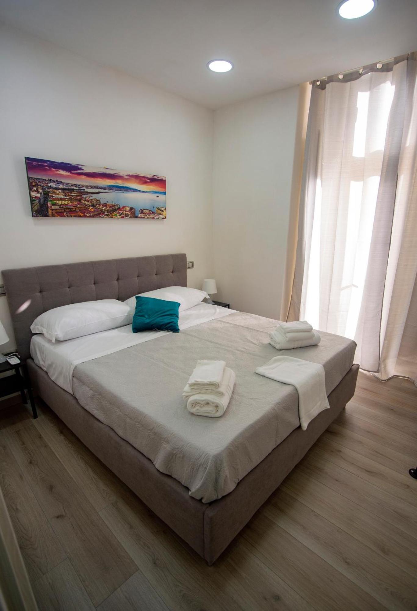 Na City Rooms Napels Buitenkant foto